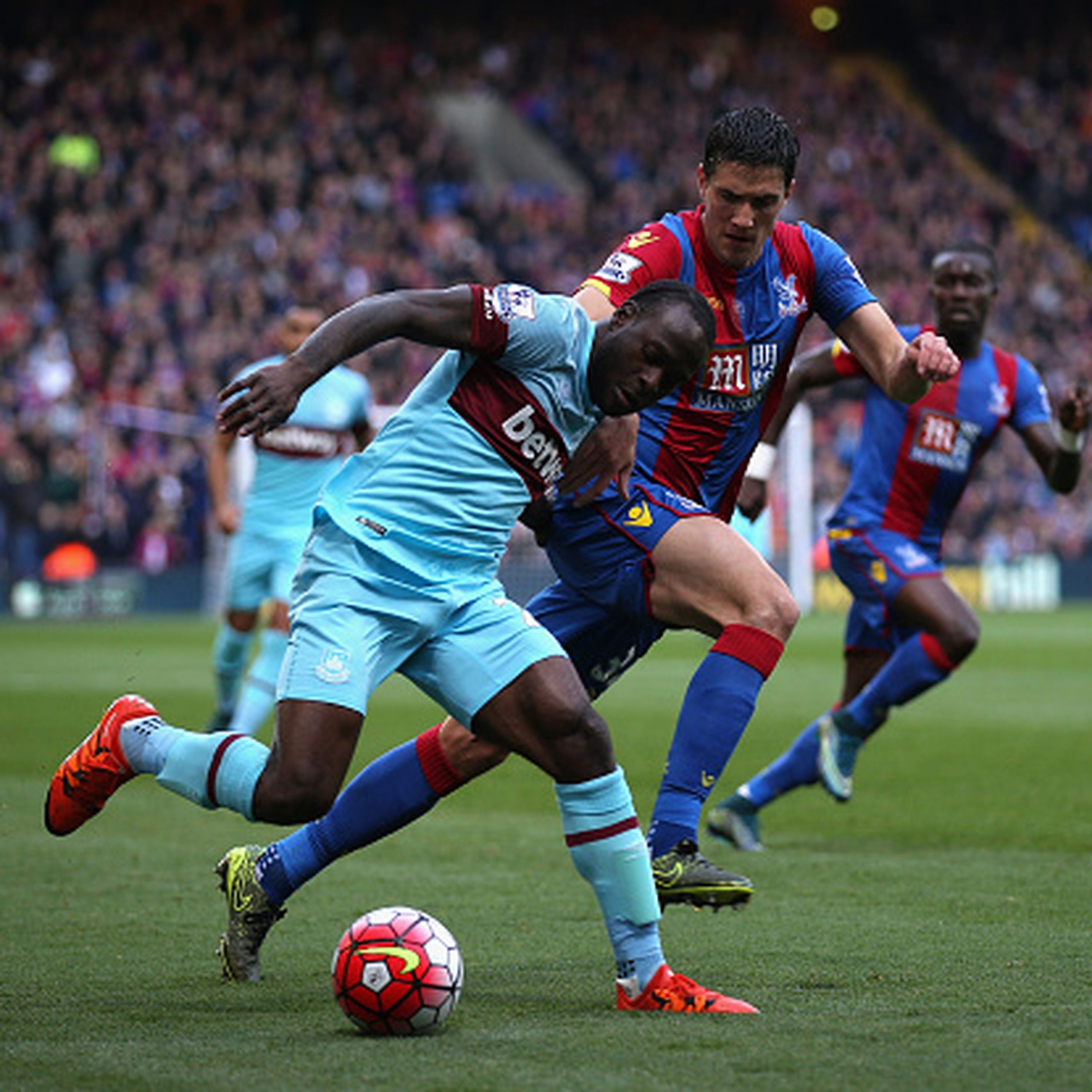 S1516E12 – West Ham